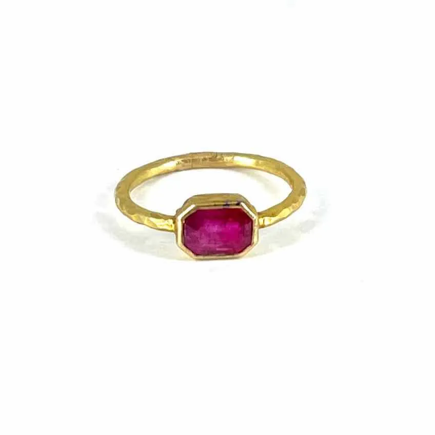 18K YELLOW GOLD RUBY 5mm x 7mm Women's  STACKING RING Size 7