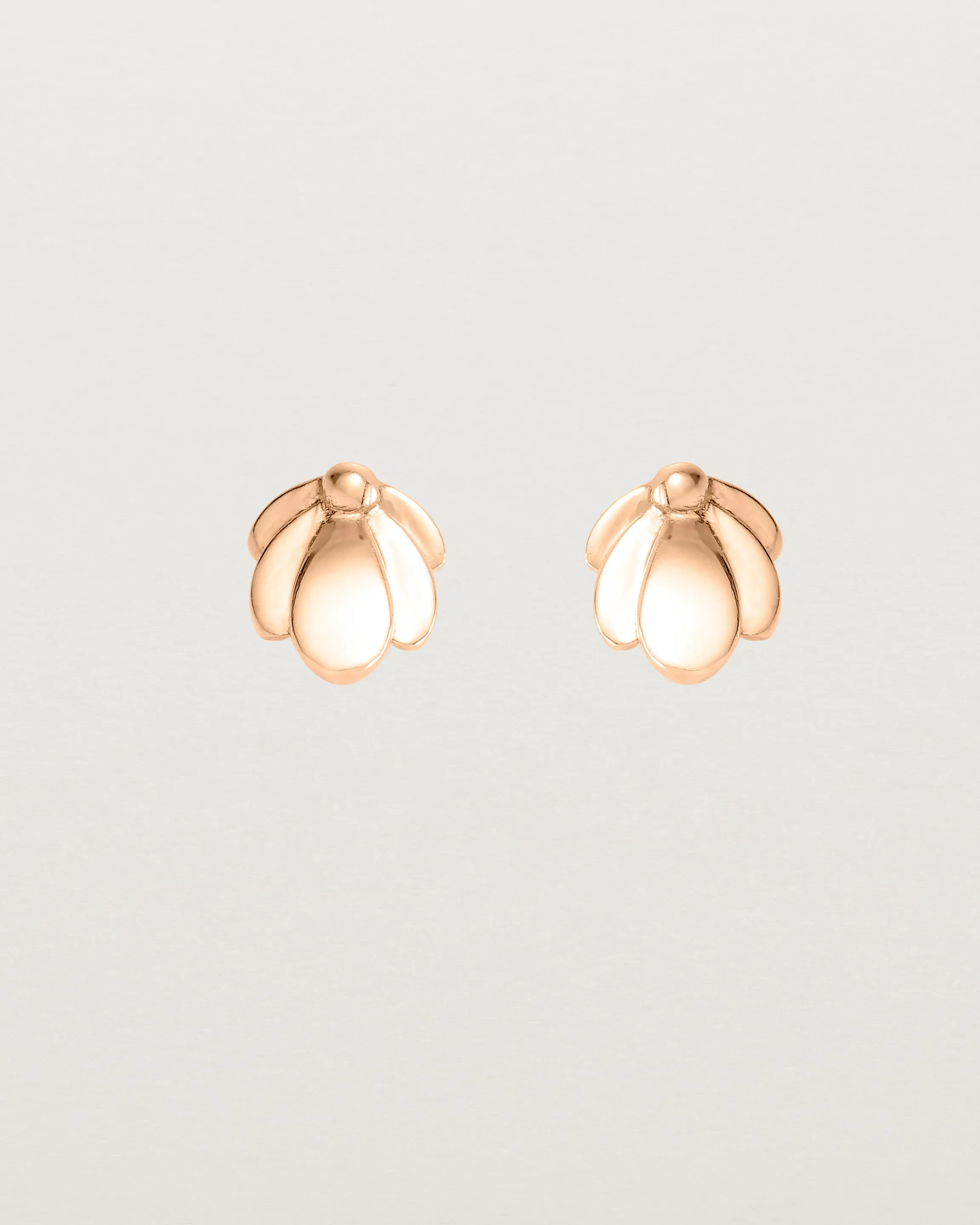 Aeris Studs