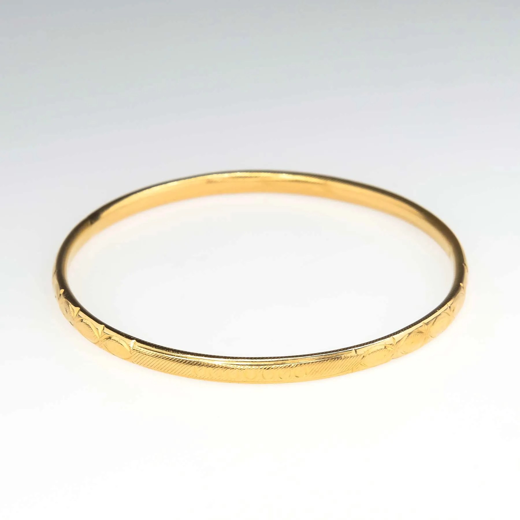 Baby Bangle Bracelet in 18K Yellow Gold