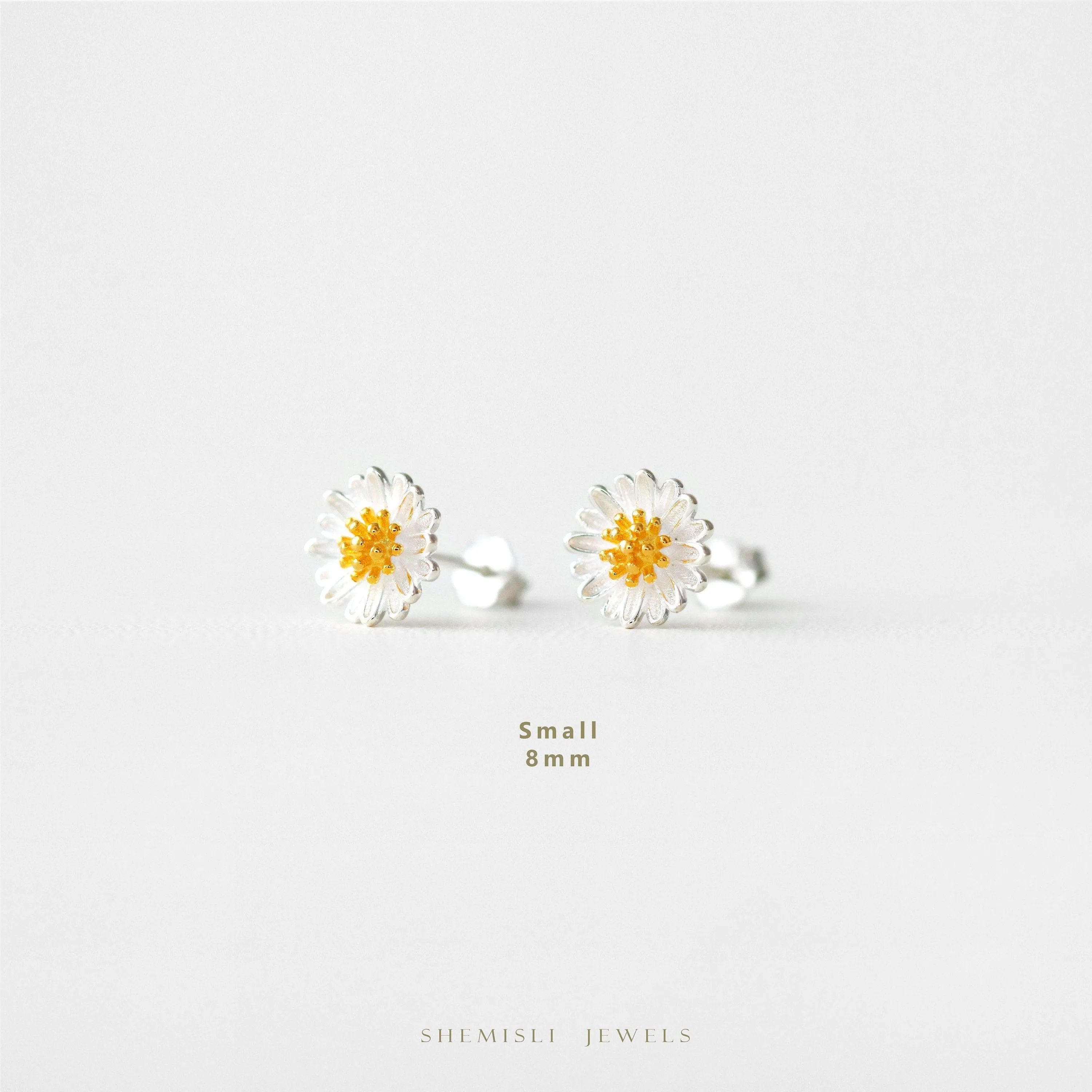 Daisy Flower Stud Earrings, Silver SHEMISLI - SS117, SS118