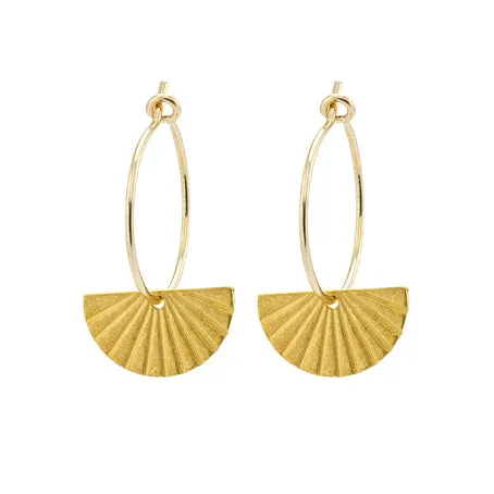 Gold fan hoop earrings