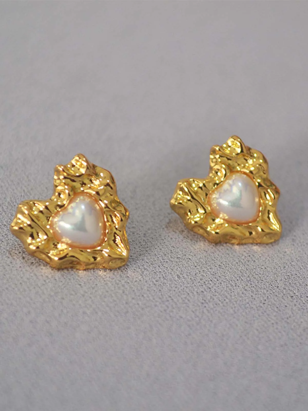 Irregular Heart Pearl Earrings