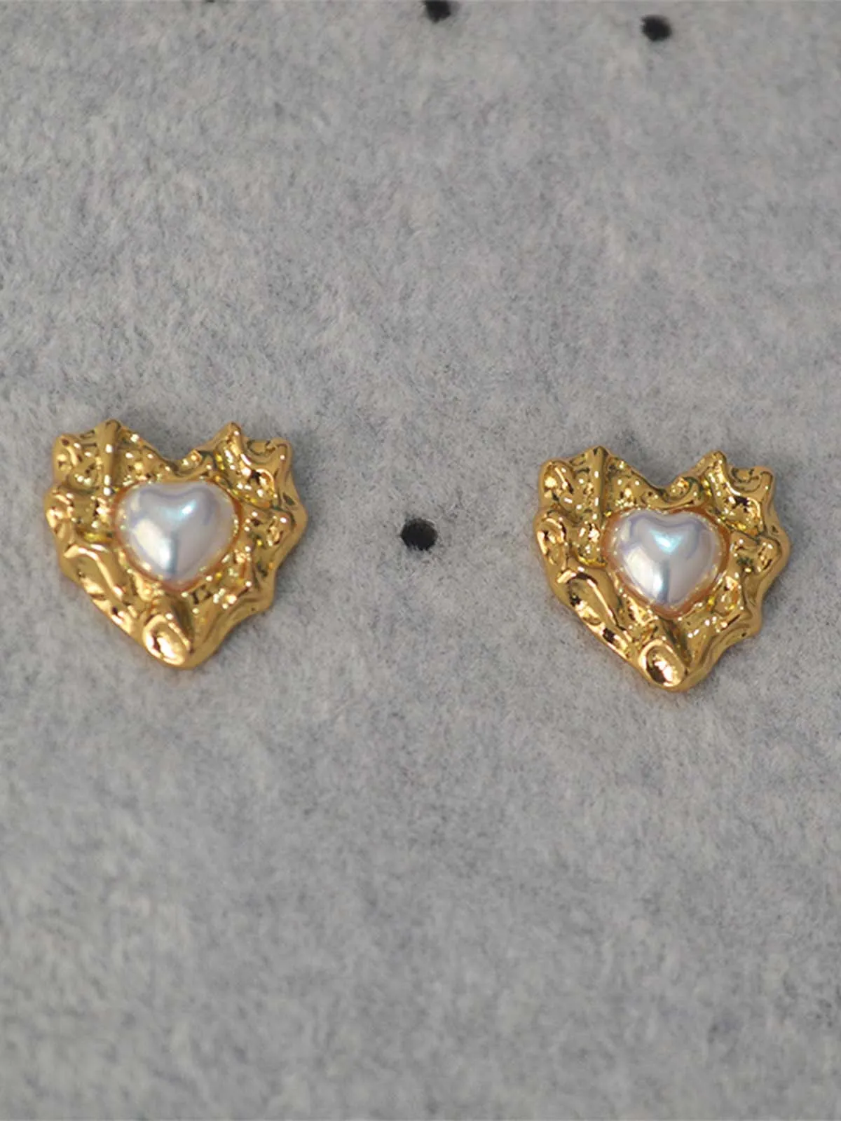 Irregular Heart Pearl Earrings