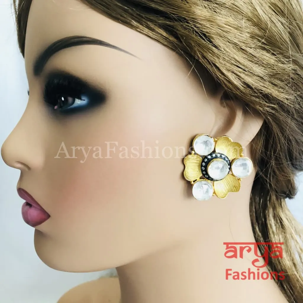 Kundan Studs/Trendy Earrings/Party Earrings