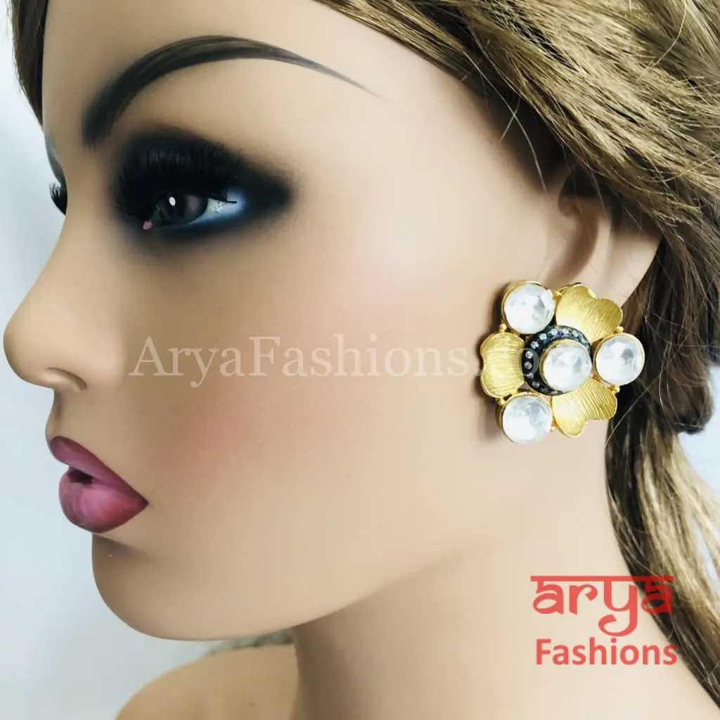 Kundan Studs/Trendy Earrings/Party Earrings