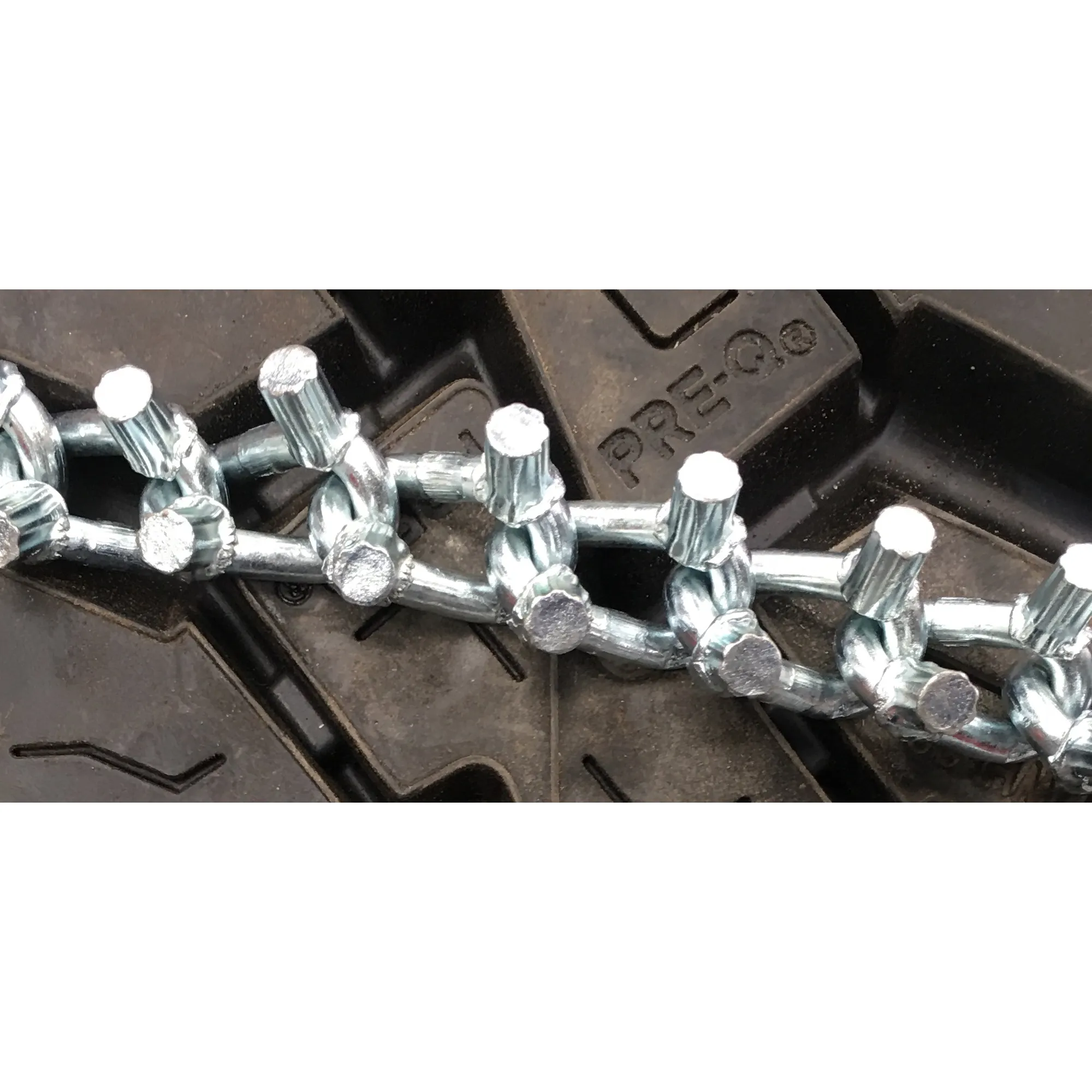 pewag 7mm, Star Stud, Zig Zag Pattern Tire Chains without Cams - for Heavy Truck - Pair - USAZZ2247S 7ST