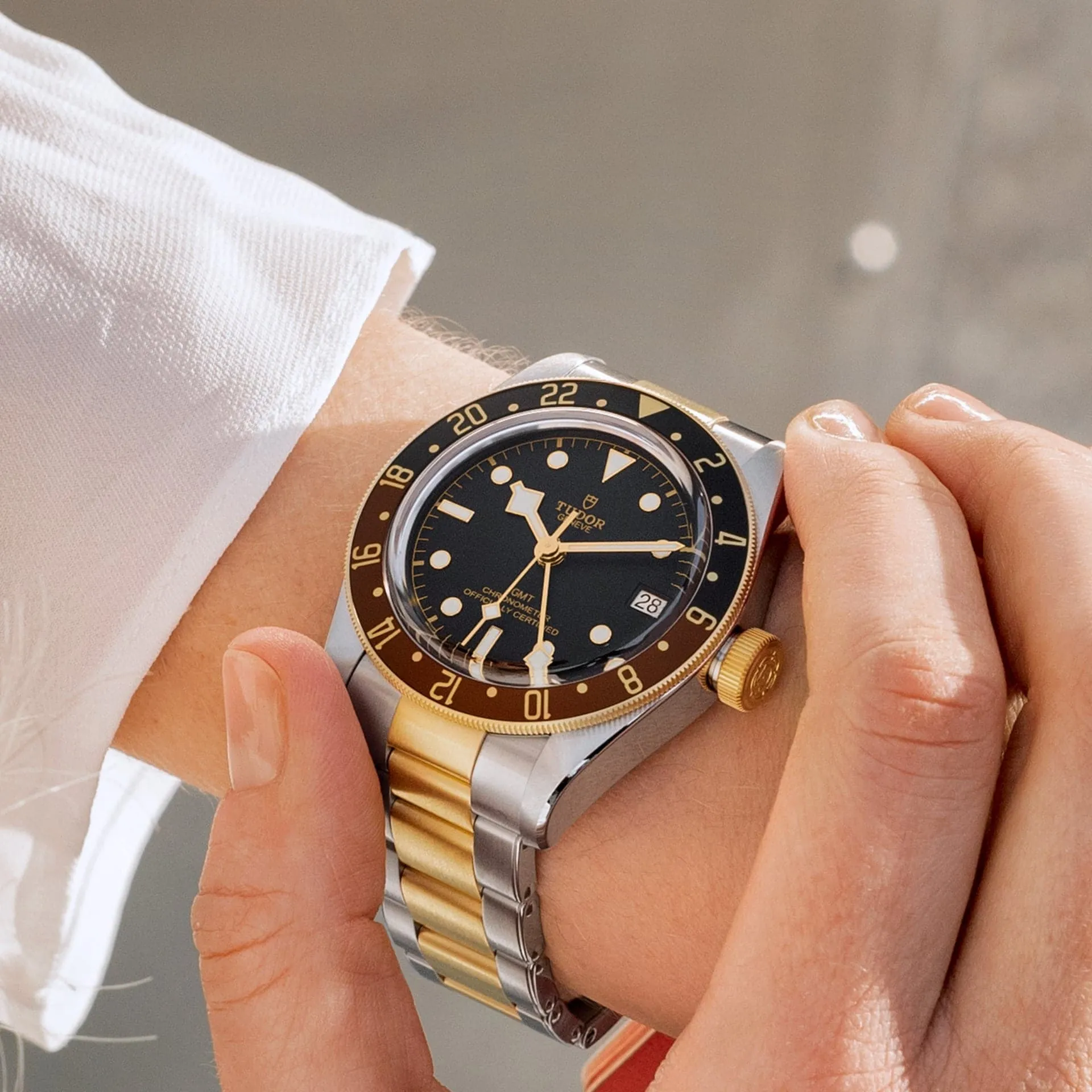 TUDOR Black Bay GMT S&G 41mm Case, Black Dial, Steel and Yellow Gold Bracelet (M79833MN-0001)